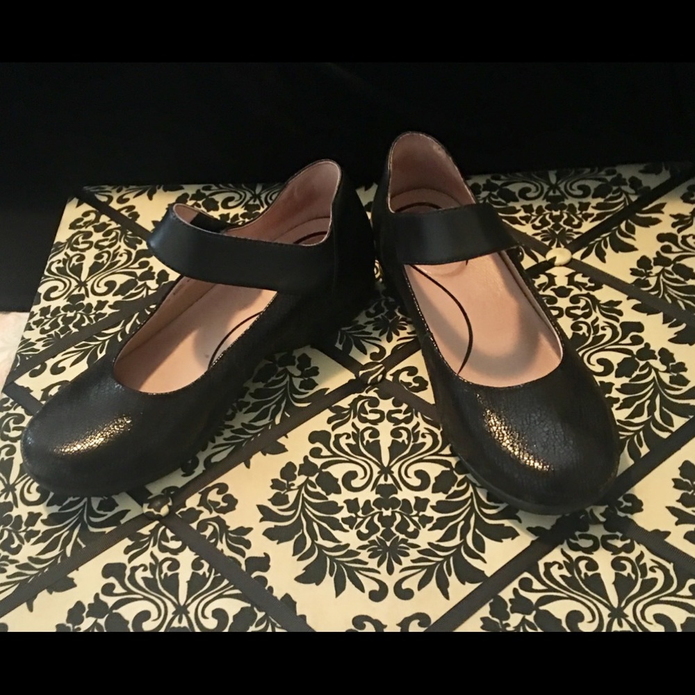 Dansko Mary Janes